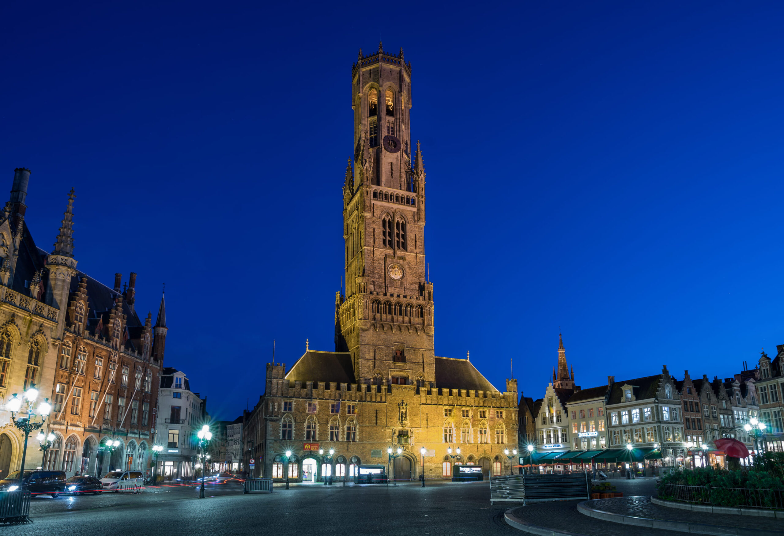 brugges tower at night 2021 08 29 02 42 58 utc