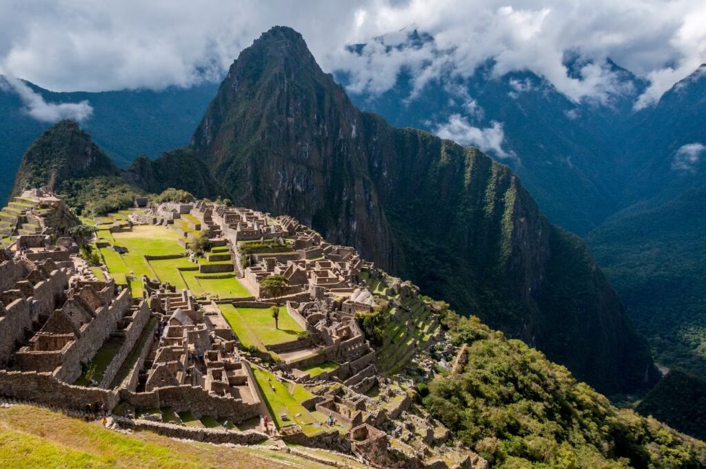 vista pajaro impresionante montana machu picchu peru 181624 10826